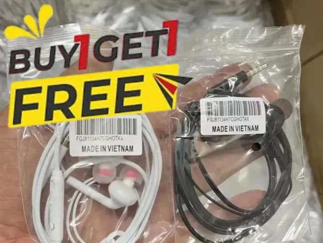 Buy 1 Get 1 Free 100% Original ST12 Super Base Handfree With Volume Key 3.5mm || High-Quality Deep Bass - Earphones  Hands-free stereo sound Quality Gaming Handfree OPPO||VIVO Handfree for all Android phones Made In Vietnam