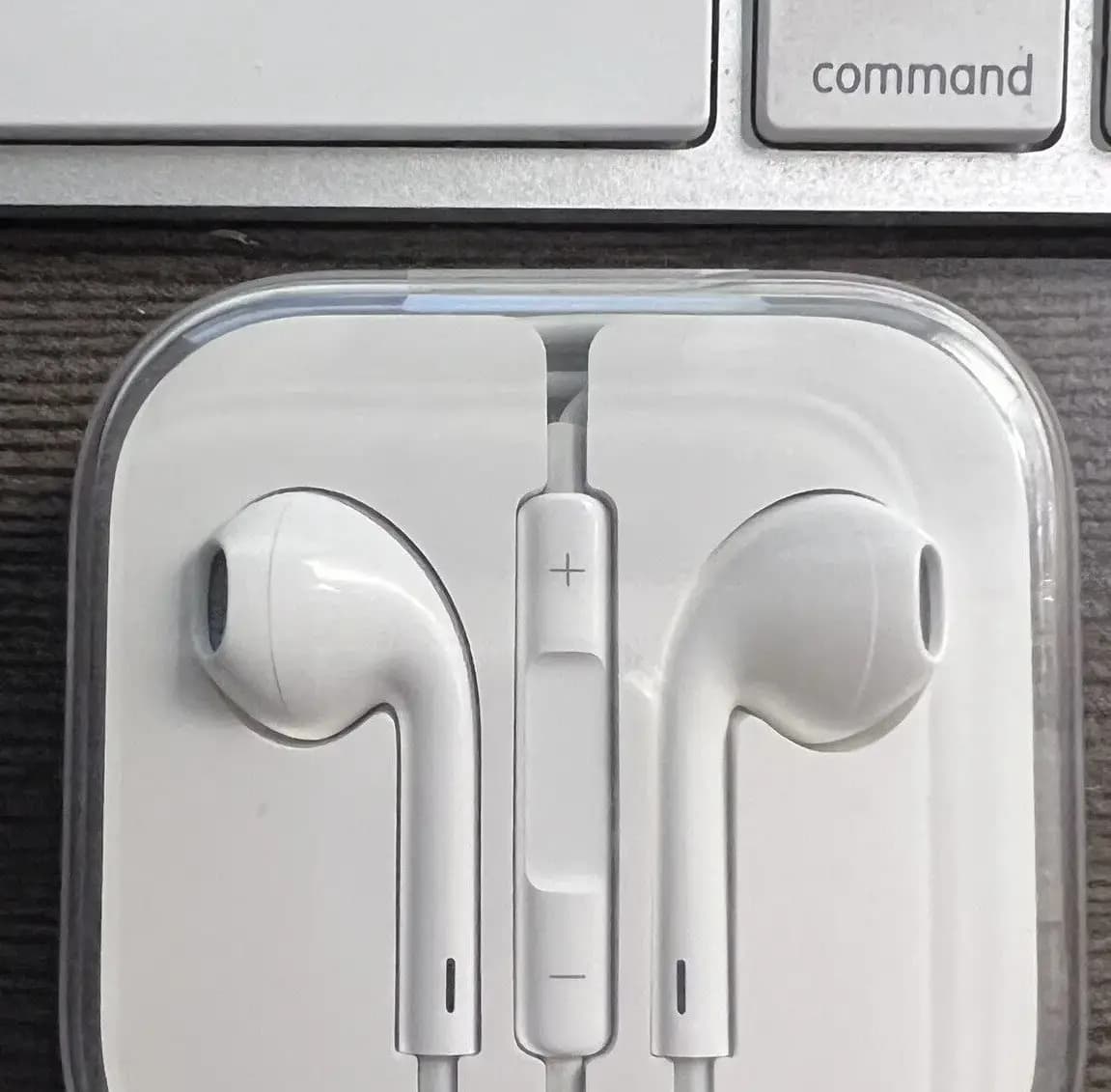 Handsfree  iPhone 5/5s/6/6s Handsfree  Earphones  Stereo Sound Bass  iPhone Handsfree With Mic  Original Handfree  Noise Cancellation - High-Quality Earphones for iPhone, iPhone Handsfree Original -iPhone 5/5s/6/6s